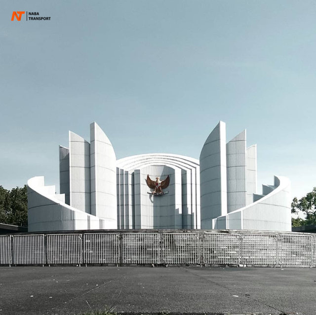 Monumen Bandung  Source By Google