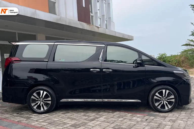 Tampak Kanan - Toyota Alphard - 2020 - L 900 E - with WM-new