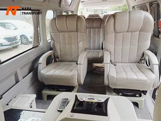 sewa hiace luxury
