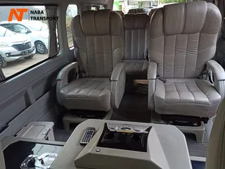 sewa hiace luxury