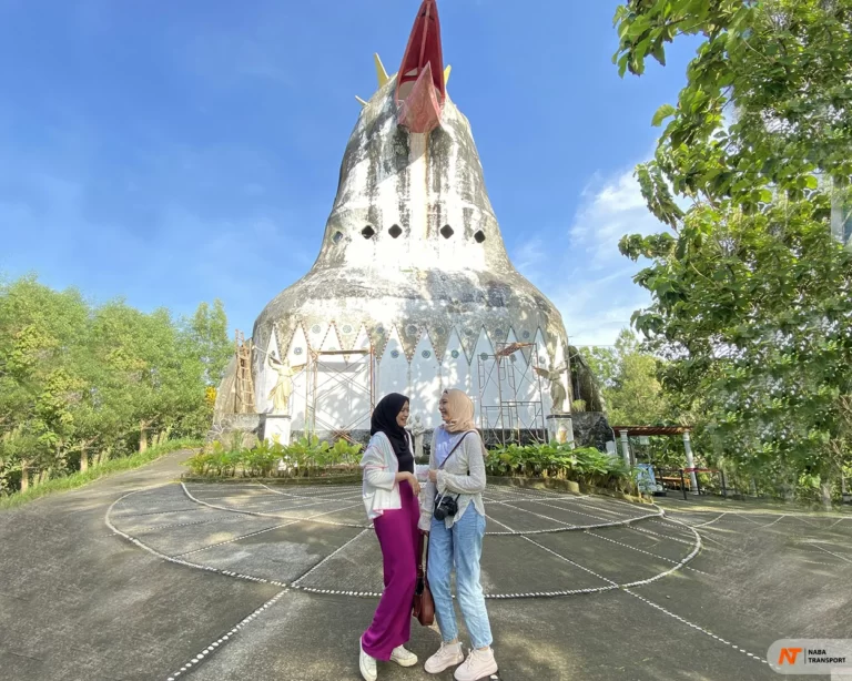 Jejak Sejarah dan Pesona Gereja Ayam Alias Bukit Rhema