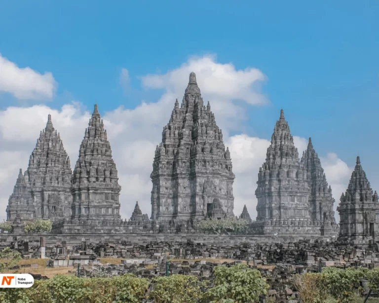 candi prambanan terletak di