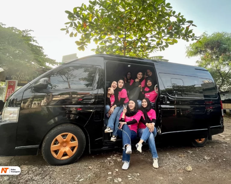 Kendaraan Eksklusif​ - sewa hiace cirebon