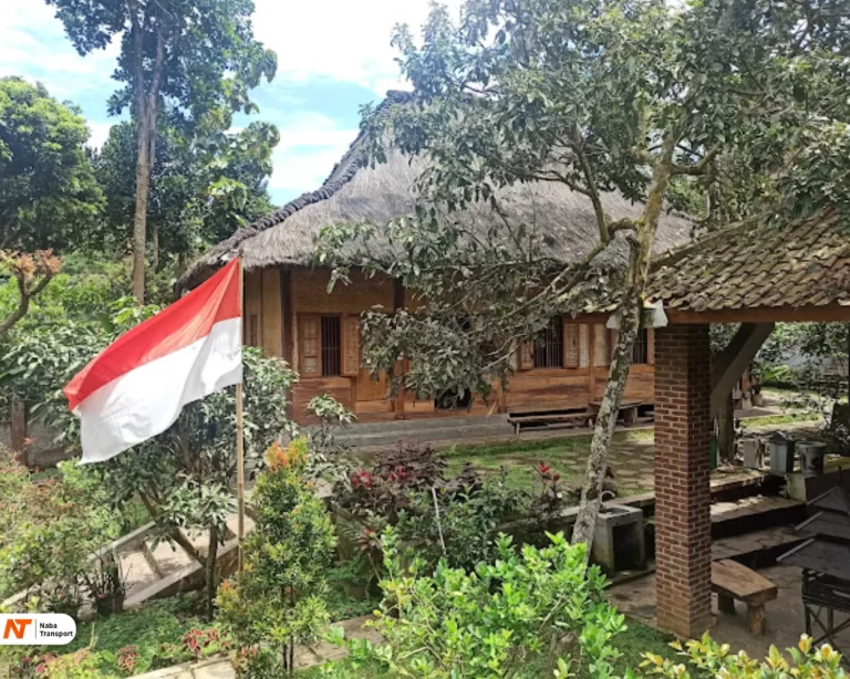 Kampung Adat Cireundeu Cimahi