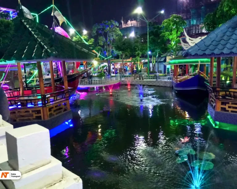 Gazebo Malam HariSource by Google Foto Yhantie 88