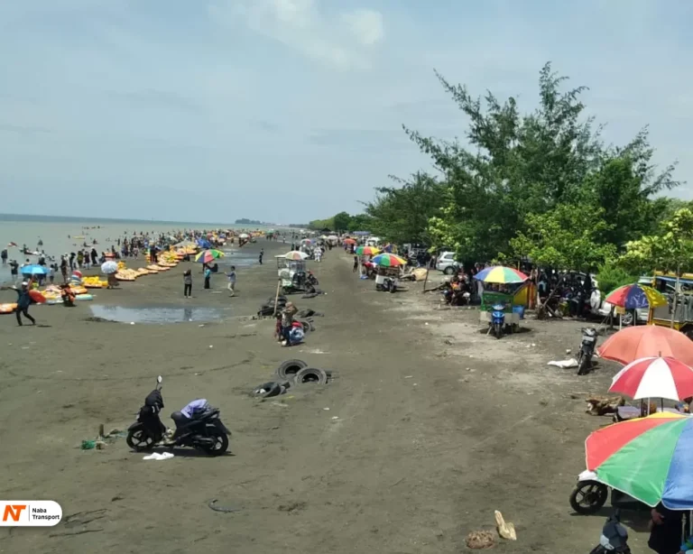 Pantai Sedari Karawang