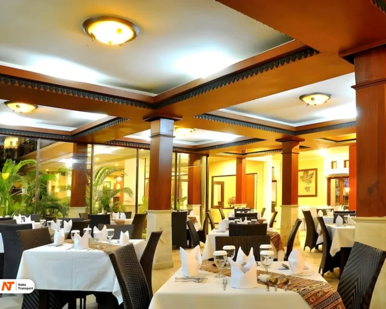 Tempat makan tryas source by Agoda.com