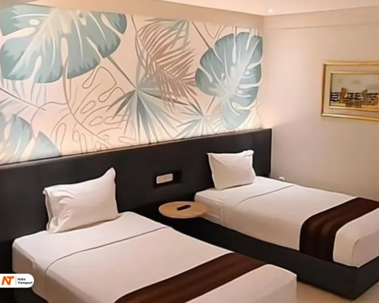 Twin Room source by agoda.com