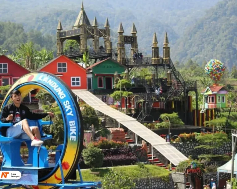 Area permainan Pondok pinus Source by IDNtimes.com