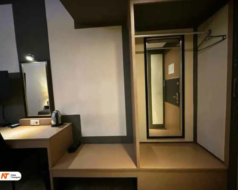 ruangan silver room source by traveloka.com