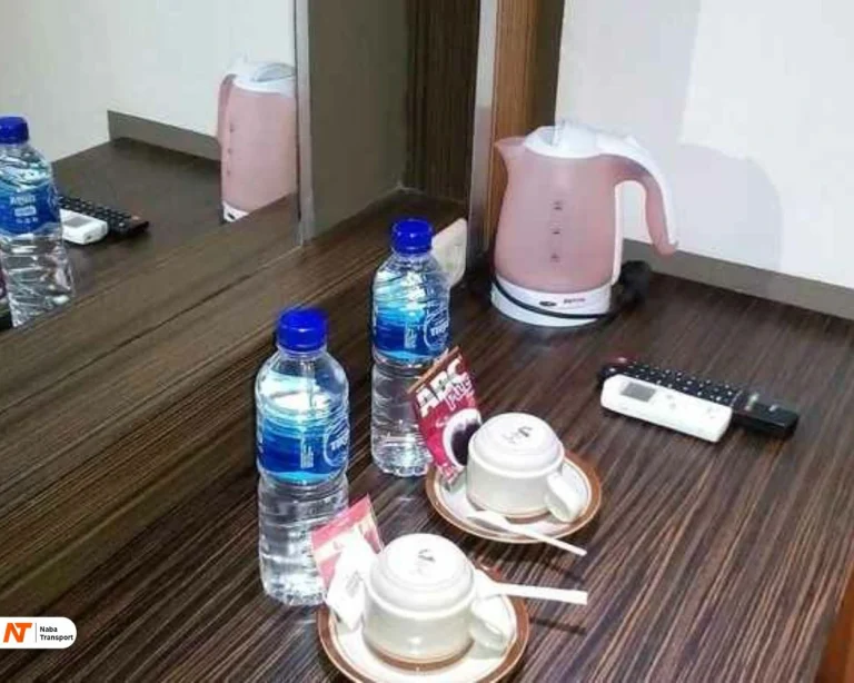 tempat kopi dan minum source by traveloka.com