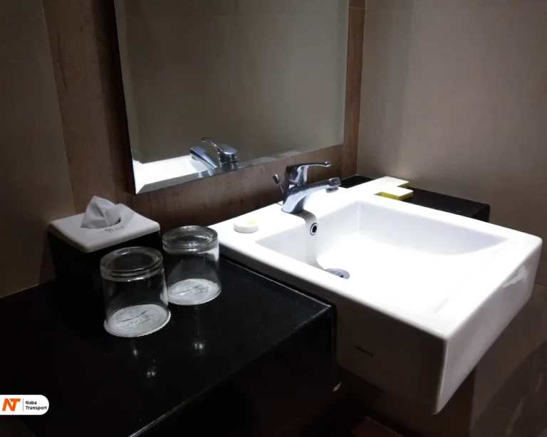 WC standar by nyna dee