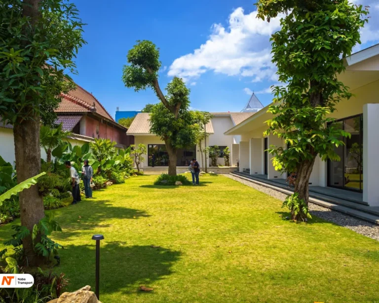 Outdoor Source by Cap Budhi Darma