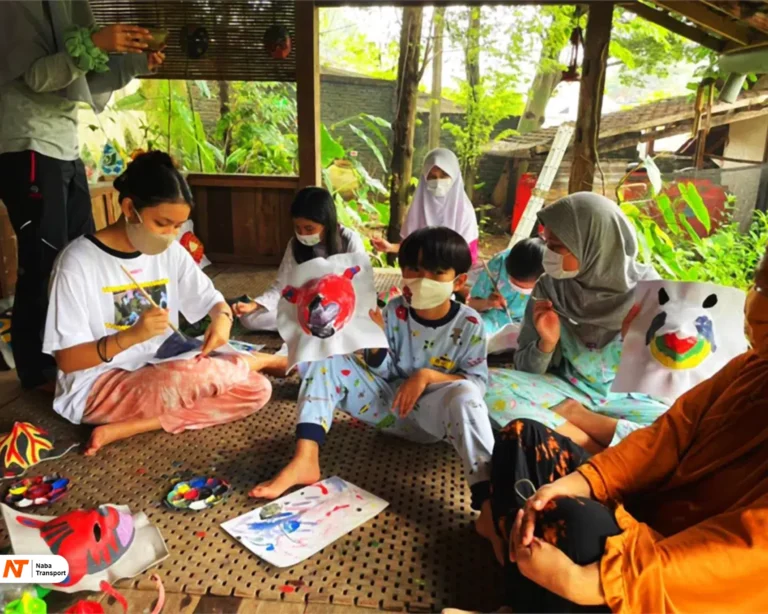 Melukis Topeng Source by Desa Alamanis Resort Villa