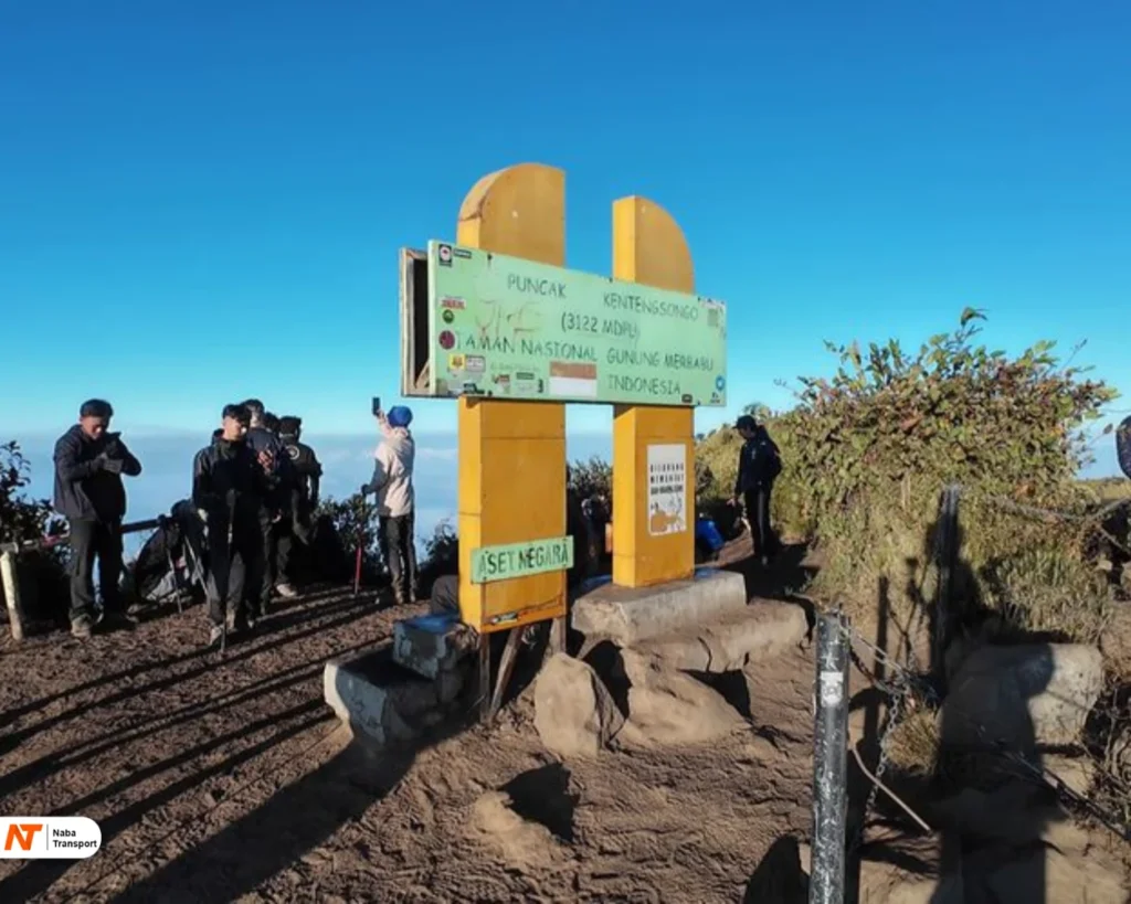 Puncak Kenteng Songo by Travel Kompas