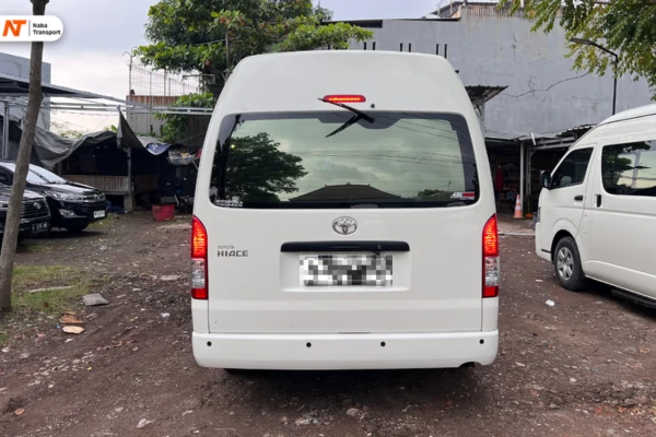 sewa hiace
