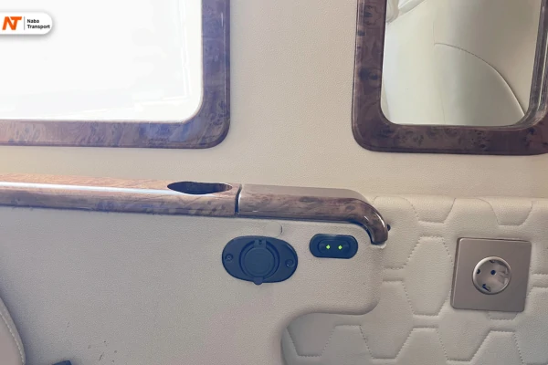 Charger - Hiace Luxury