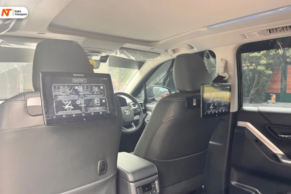 Fitur Hiburan - Innova Zenix Q