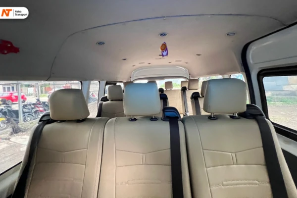 Kursi - Hiace Premio